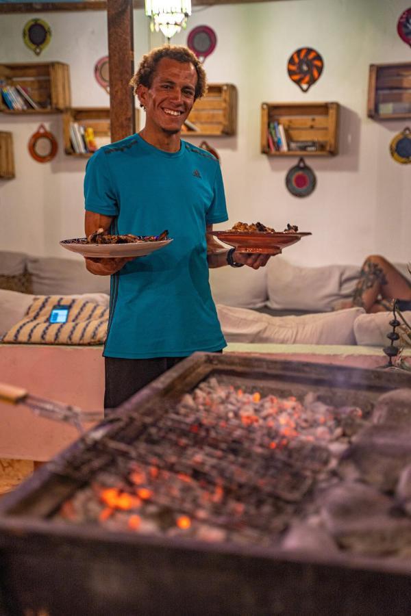 Amayour Surf Hostel タガズー エクステリア 写真
